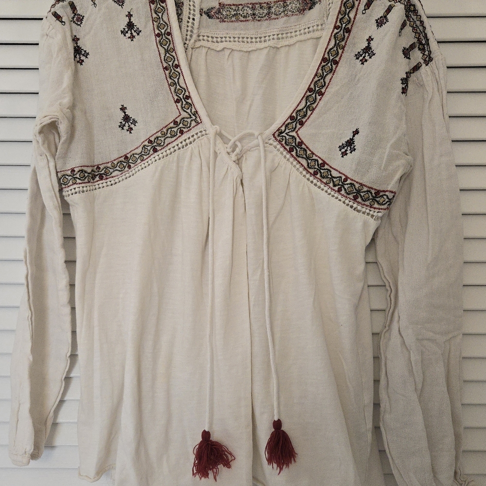 Zara Cream Blouse with Added Overlay Stitching Boho/Festive Blouse Size S